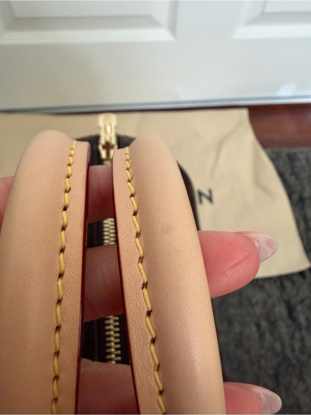 Louis Vuitton Speedy Bandouliere 25 Bag - Picture 8 of 16
